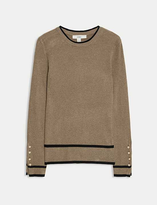 Ριμπ πουλόβερ με κλειστή στρογγυλή λαιμόκοψη και λεπτομέρεια περιμετρικά