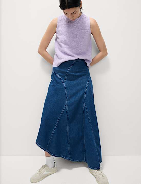 Cotton Rich Textured Knitted Vest