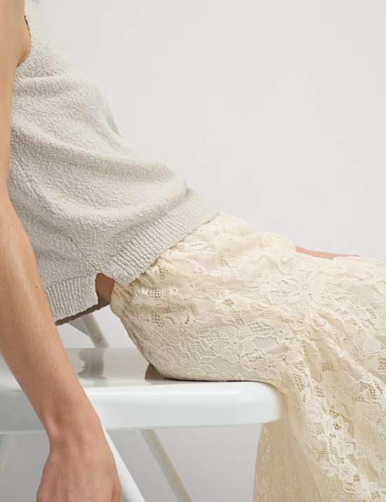 Cotton Rich Textured Knitted Vest