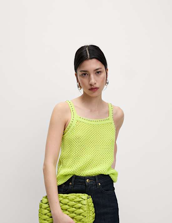 Rompi Rajut Slim Fit dengan Hiasan