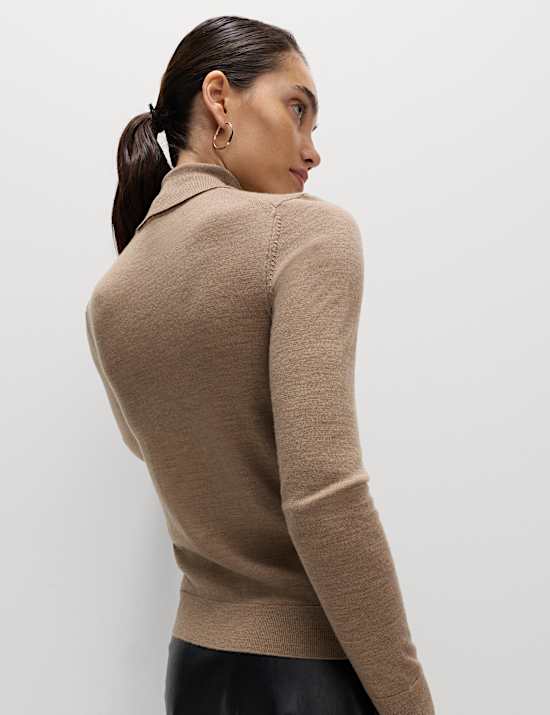 Sweter z rolowanym golfem z czystej wełny merino