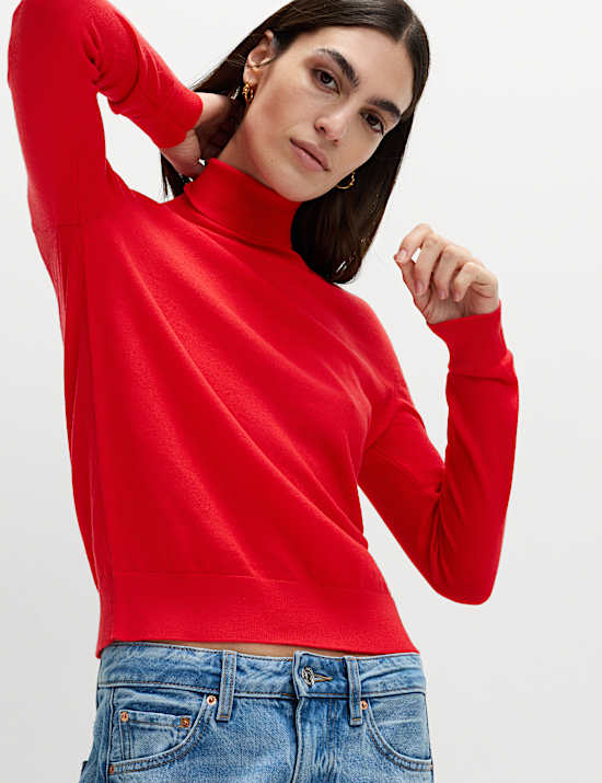 Sweter z rolowanym golfem z czystej wełny merino