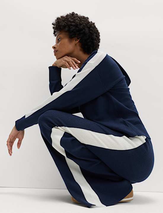 Sweat &agrave; capuche en maille &agrave; rayure lat&eacute;rale avec laine