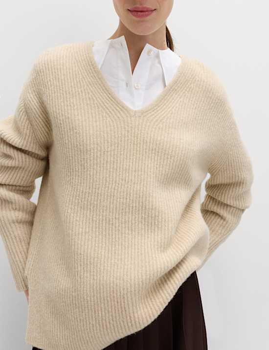 V-Neck Ribbed Jumper With Wool