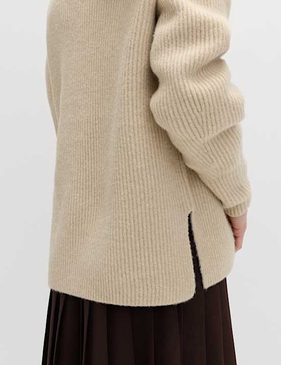 V-Neck Ribbed Jumper With Wool