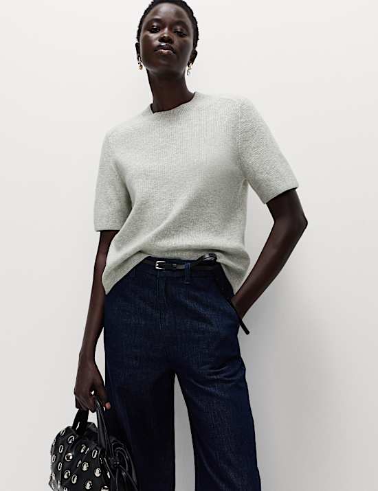 Air-Yarn Crew Neck Knitted Top