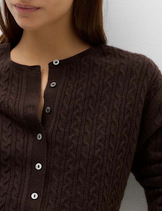 Air-Yarn Crew Neck Cable Knit Cardigan