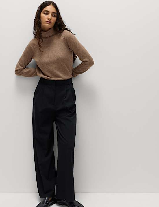 Air-Yarn Roll Neck Jumper