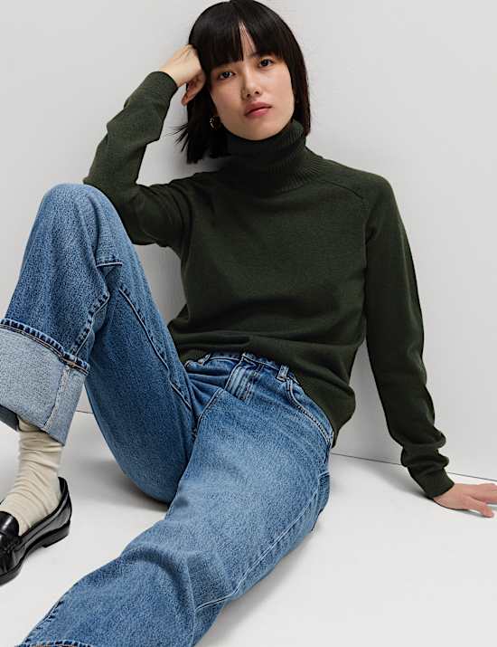 Pull en maille légère à col roulé