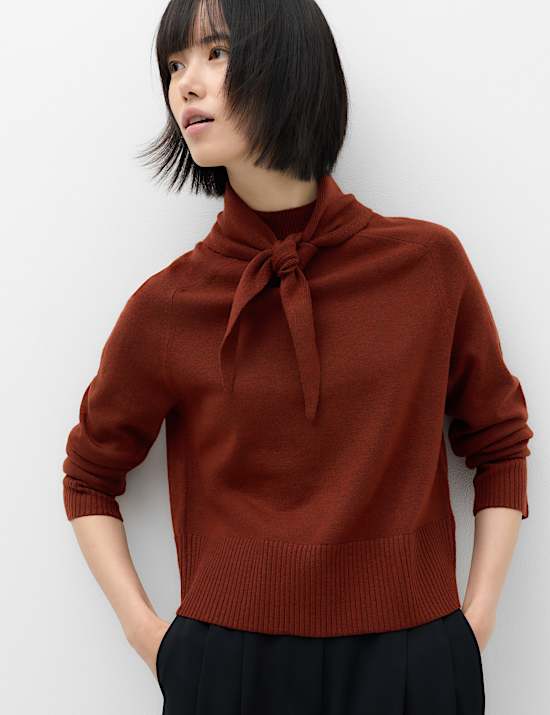 Air-Yarn Tie High Neck Jumper