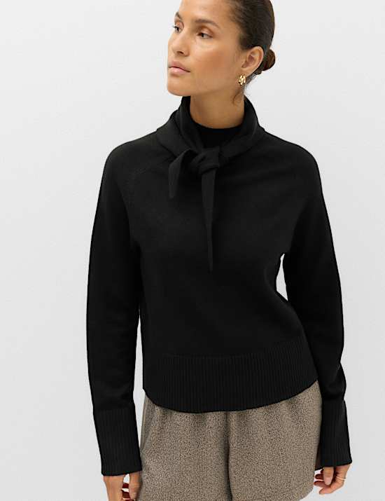 Air-Yarn Tie High Neck Jumper