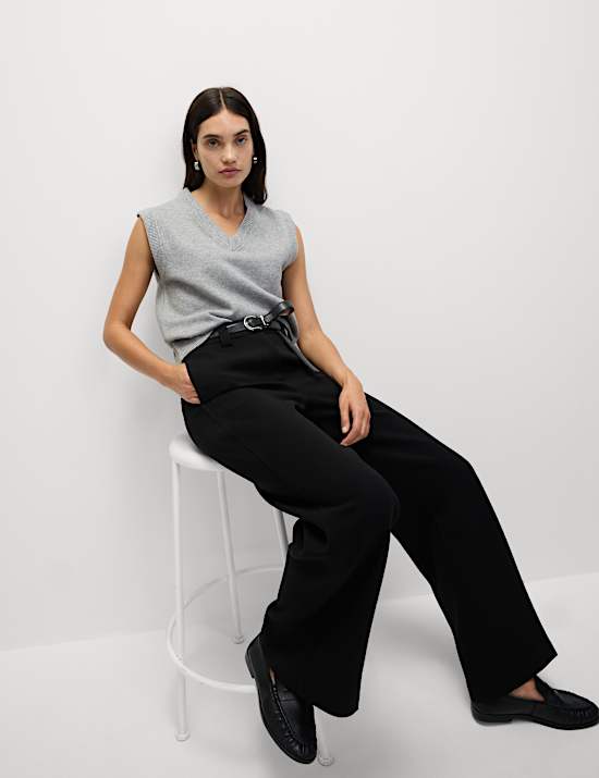 Air Yarn V-Neck Tabard