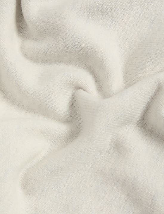 Air-Yarn Crew Neck Knitted Vest