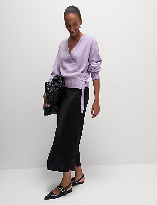 V-Neck Relaxed Cardigan