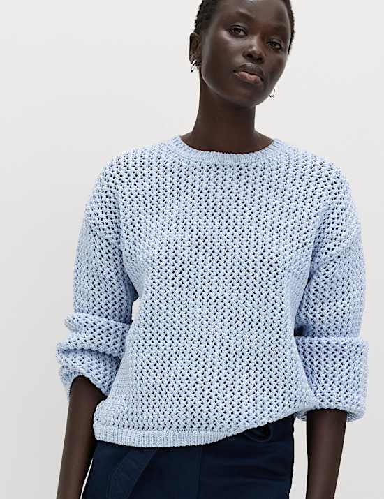 Textured Crew Neck Cropped Jumper