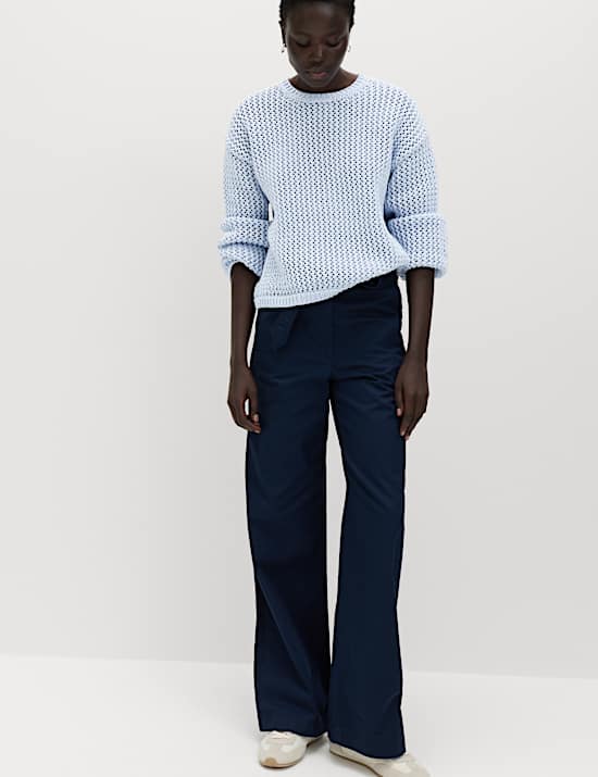 Textured Crew Neck Cropped Jumper