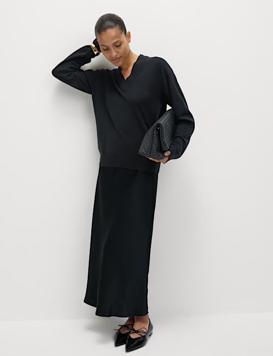 Air-Yarn V-Neck Jumper