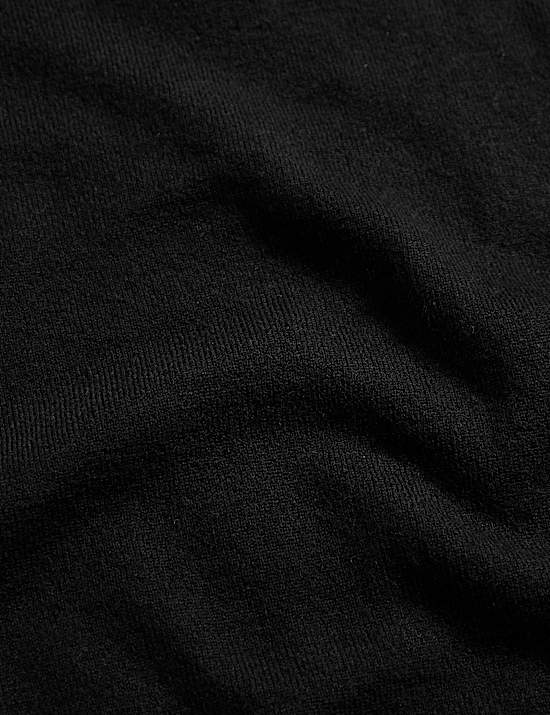 Air-Yarn V-Neck Jumper