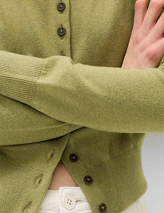 Air-Yarn Crew Neck Short Cardigan