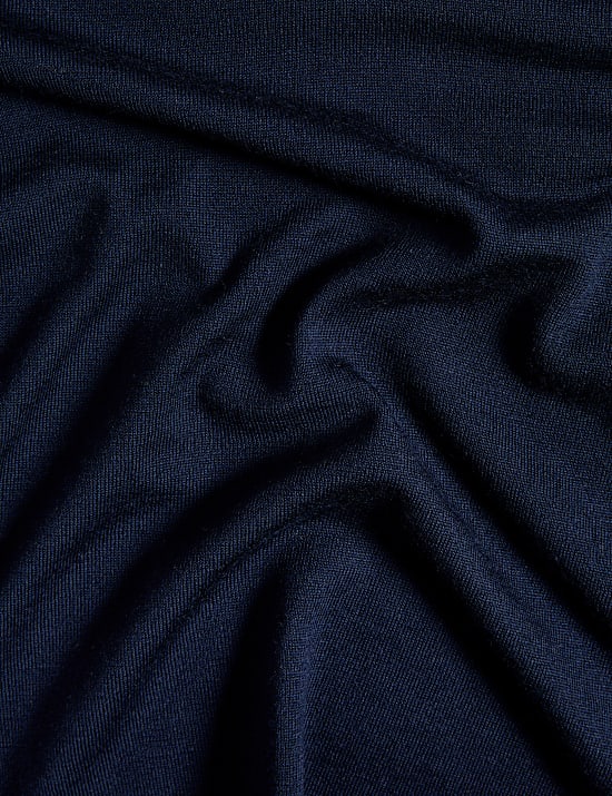 Jumper Kerah V Wol Merino Murni