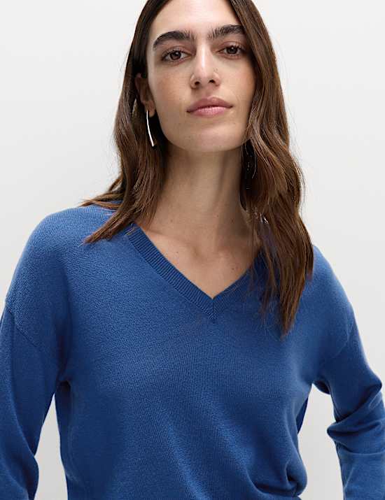 Trui van zuivere merinowol met V-hals