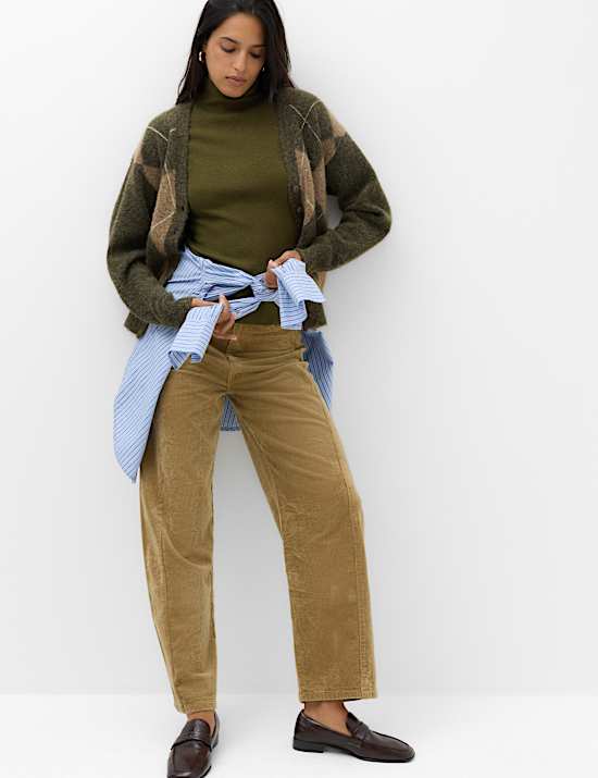 Funnel Neck Fitted Knitted Top With Wool