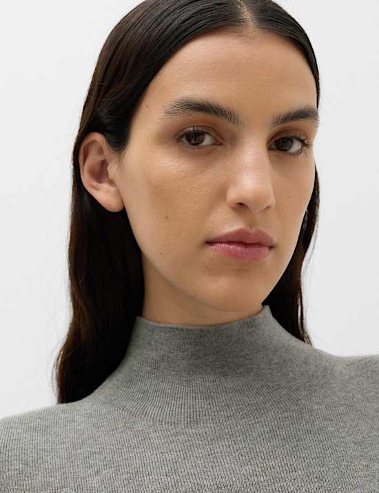Funnel Neck Fitted Knitted Top With Wool