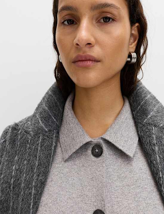 Air-Yarn Pocket Detail Knitted Jacket