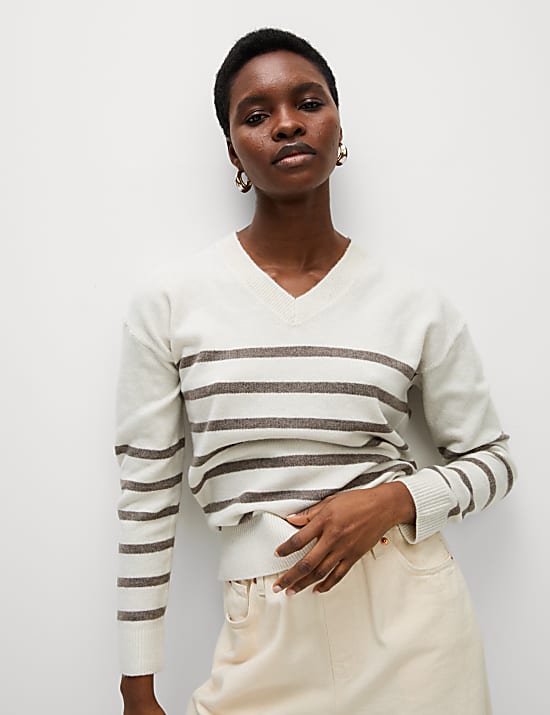 Air-Yarn Striped V-Neck Jumper