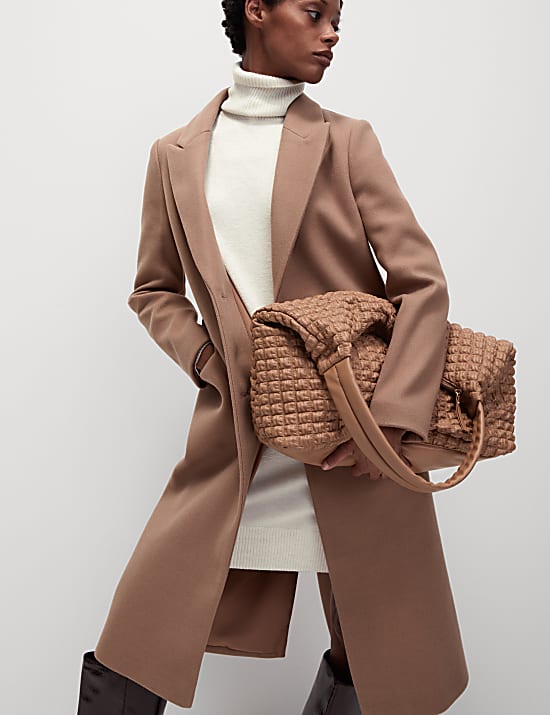 Strick-Pulloverkleid aus Air-Garn mit Rollkragen