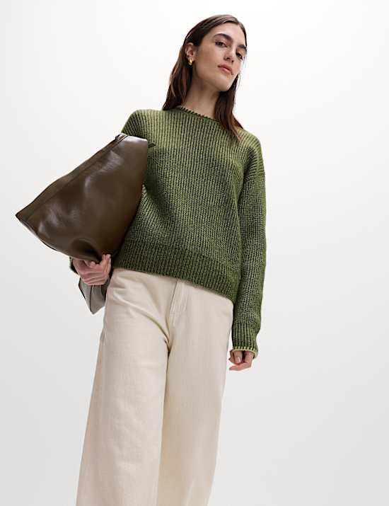 Pull col rond en maille douce au point de surjet