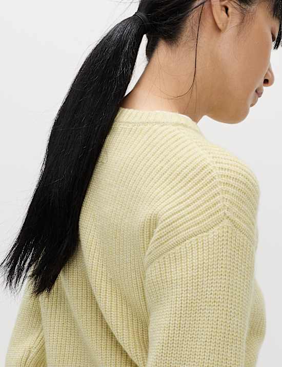 Cloud-Yarn Ribbed Crew Neck Jumper
