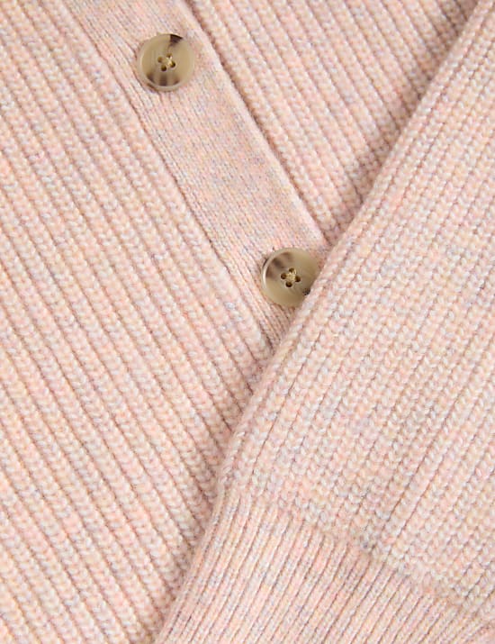 Gilet &agrave; fermeture avant boutonn&eacute;e et motif c&ocirc;tel&eacute;