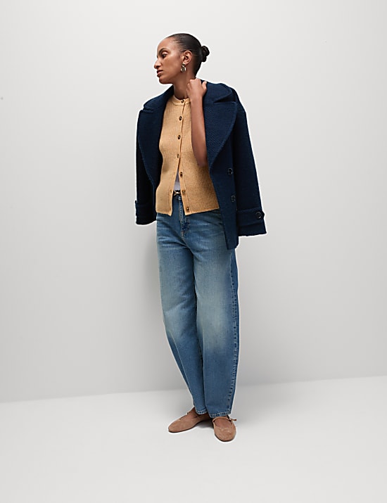 Cloud-yarn Knitted Crew Neck Waistcoat