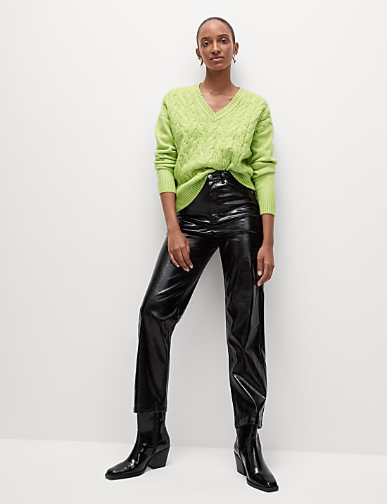 Cloud-yarn Cable Knit V-Neck Jumper