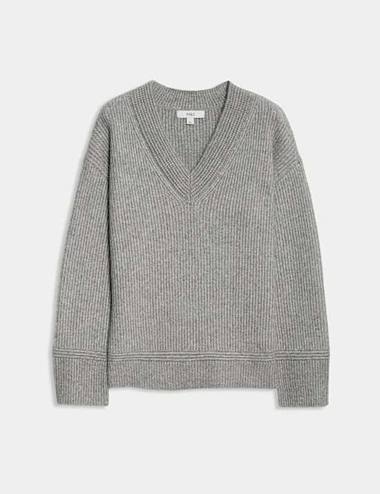 Cloud-Yarn Ribbed V-Neck Jumper