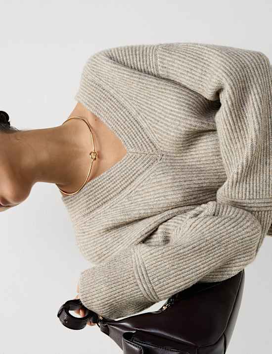 Geribbelde trui van coud-yarn met V-hals
