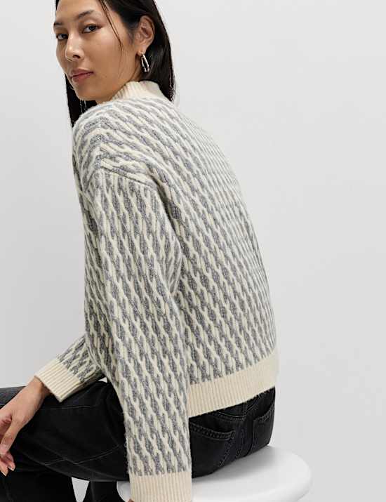 Cloud-Yarn Twisted Cable High Neck Jumper