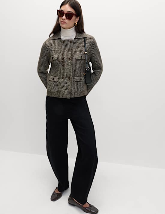 Cloud-Yarn Pocket Detail Knitted Jacket