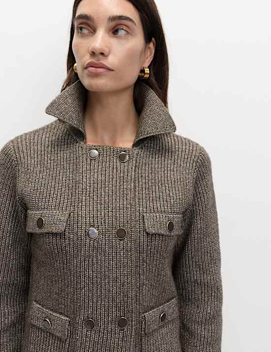 Cloud-Yarn Pocket Detail Knitted Jacket