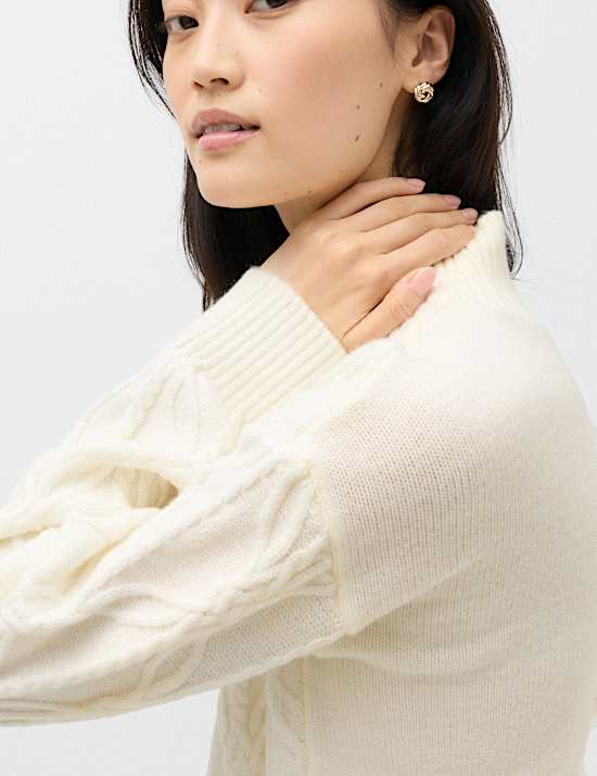 Jumper Berleher Tinggi Rajut Kabel Cloud-Yarn