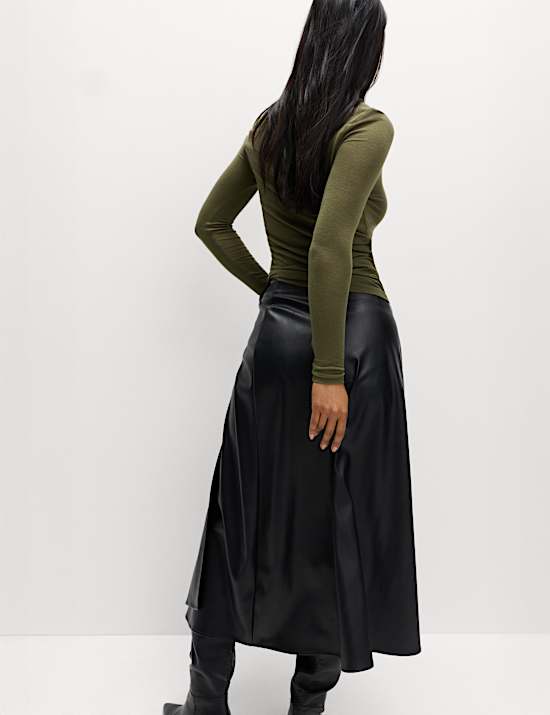 Atasan Lengan Panjang Leher Tinggi Jersey Elastis