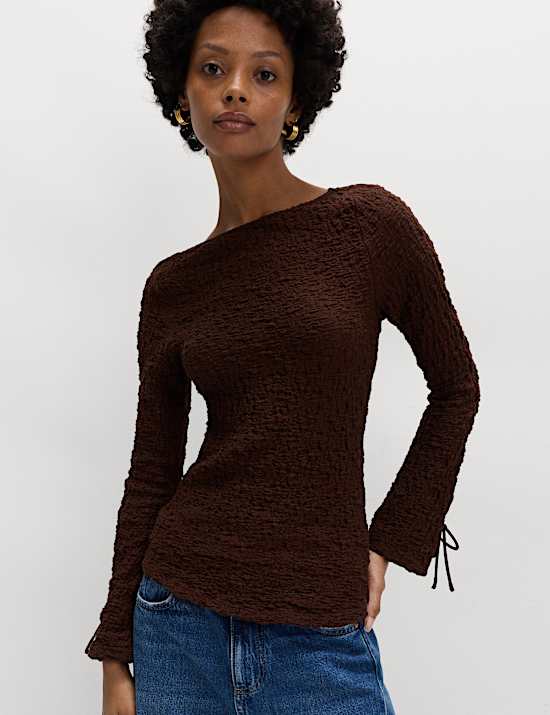 &Tau;&omicron;&pi; &mu;&epsilon; &alpha;&nu;ά&gamma;&lambda;&upsilon;&phi;&eta; &upsilon;&phi;ή, &kappa;&omicron;&rho;&delta;έ&lambda;&alpha; &sigma;&tau;&iota;&sigmaf; &mu;&alpha;&nu;&sigma;έ&tau;&epsilon;&sigmaf; &kappa;&alpha;&iota; &upsilon;&psi;&eta;&lambda;ή &pi;&epsilon;&rho;&iota;&epsilon;&kappa;&tau;&iota;&kappa;ό&tau;&eta;&tau;&alpha; &sigma;&epsilon; &beta;&alpha;&mu;&beta;ά&kappa;&iota;