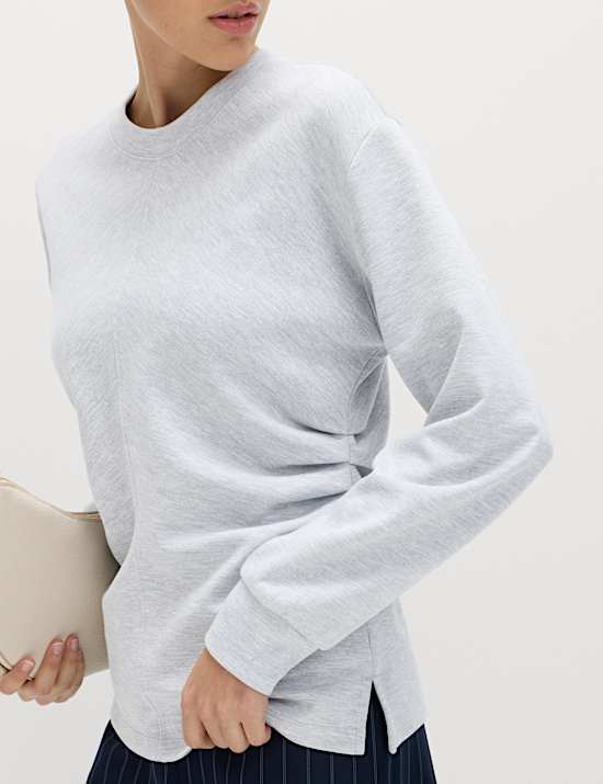 סווטשירט אסוף במותניים מתערובת כותנה