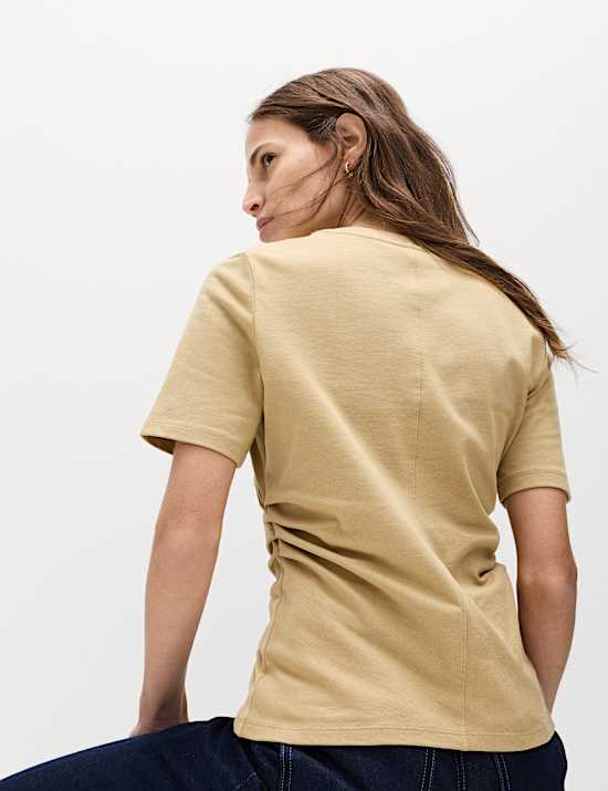 Tailliertes T-Shirt aus reiner Baumwolle