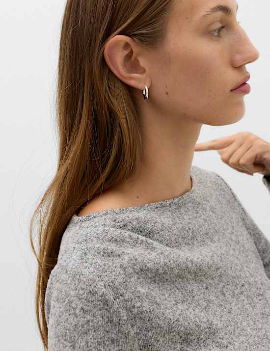 Top textur&eacute; &agrave; &eacute;paules d&eacute;nud&eacute;es coupe standard
