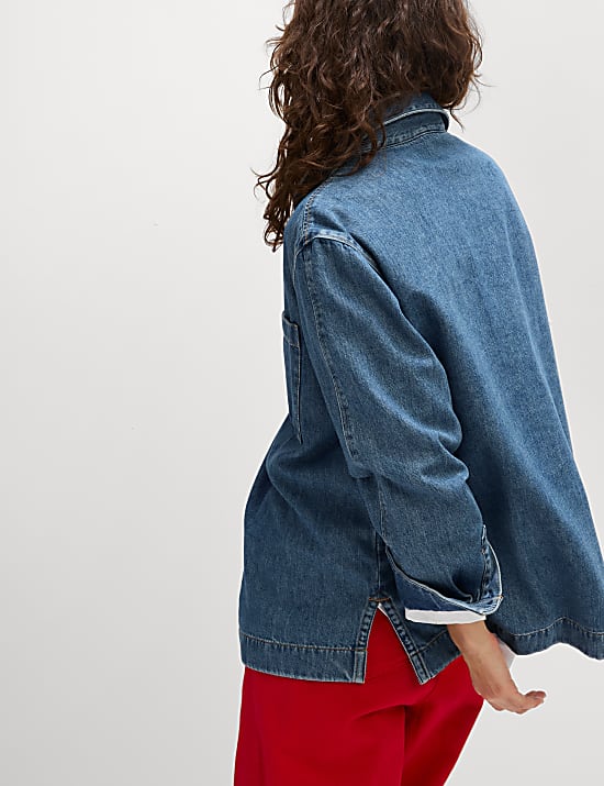 Denim-Hemd mit hohem Baumwollanteil in normaler Passform