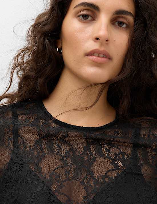 Lace Crew Neck Regular Fit Top