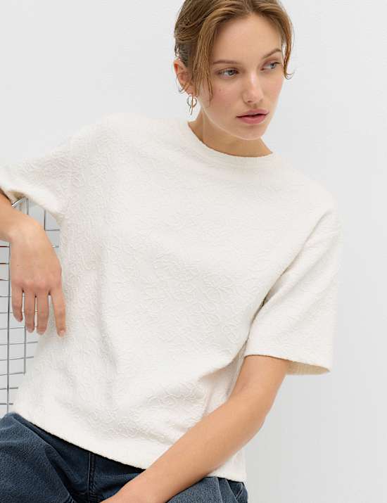 Cotton Blend Textured Crew Neck T-Shirt
