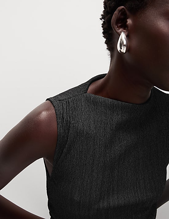 Top textur&eacute; &agrave; encolure montante